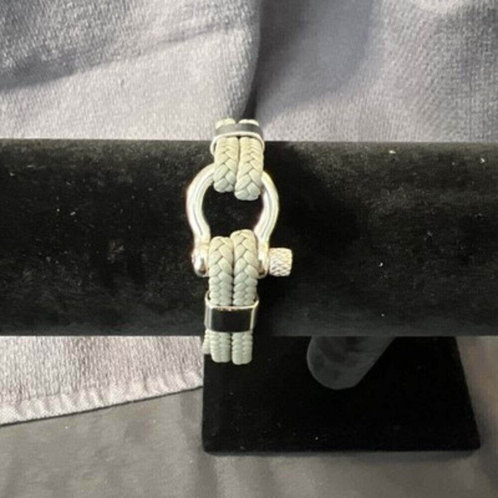 Men’s leather braided bracelet Grey